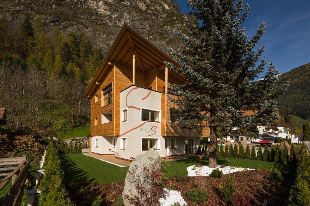 Chalet S Apartments photo 2