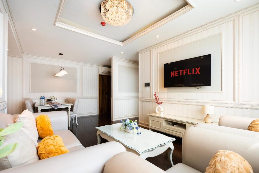 Léman Luxury Apartments 2BR District 3