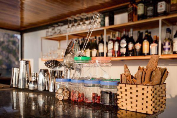 Lan Ha Bay Cruise 2Days 1Night From Cat Ba Island