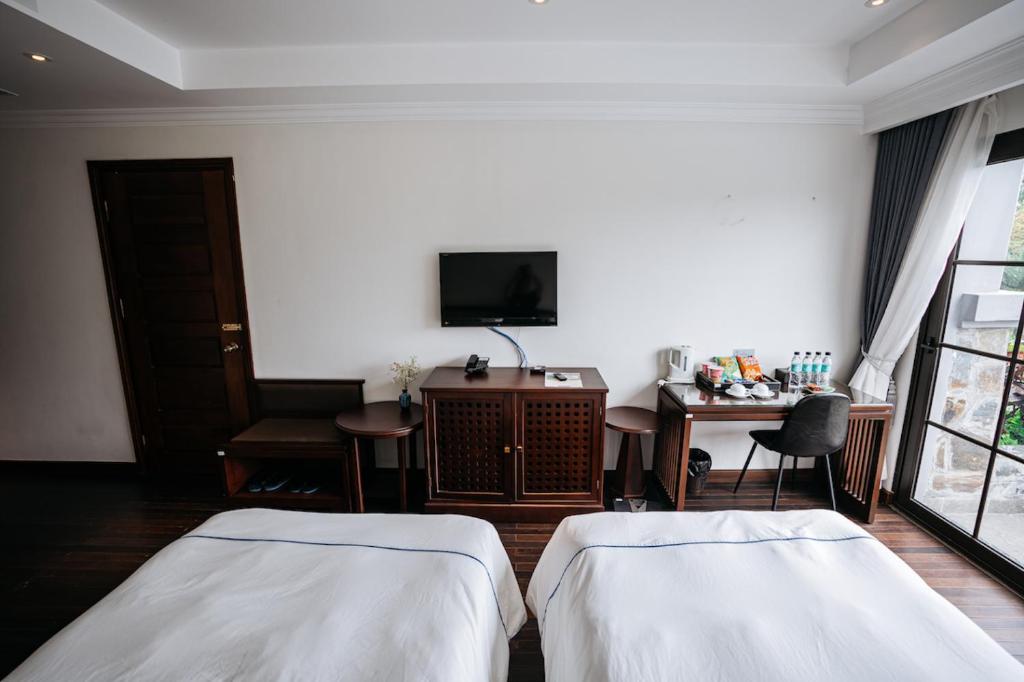 Paradise Soc Son Resort