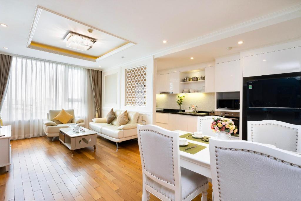 3BR Luxury Apartment Sky Pool