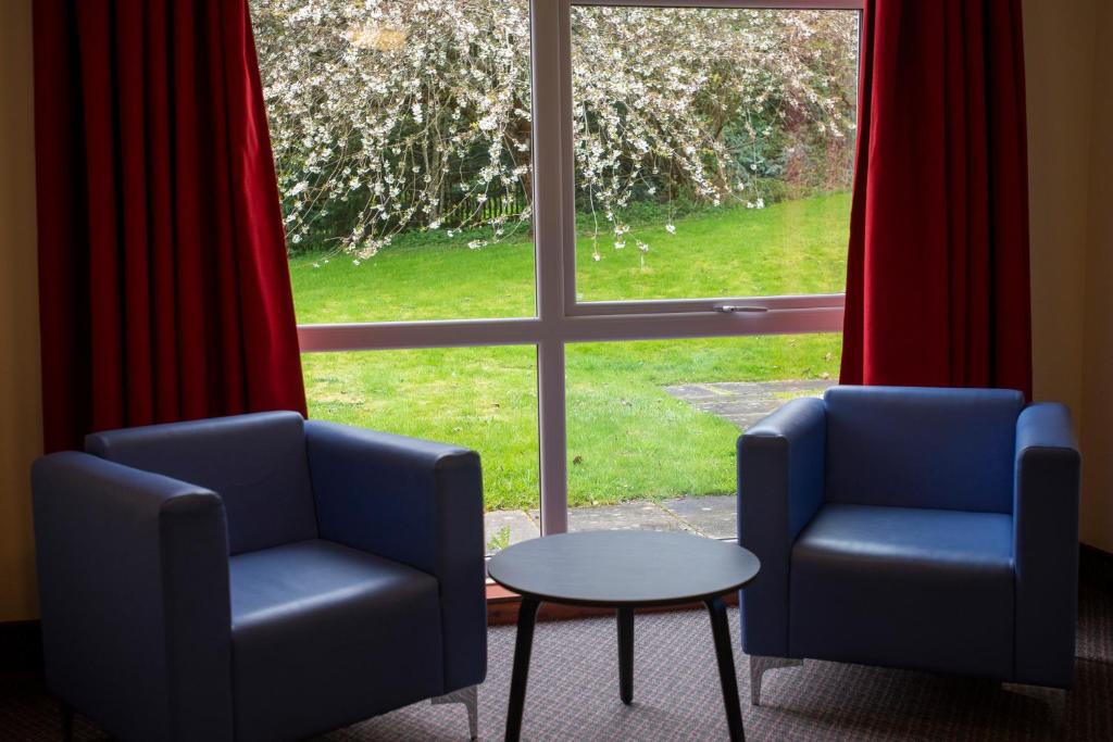 Inverness Youth Hostel - Tap to explore photos