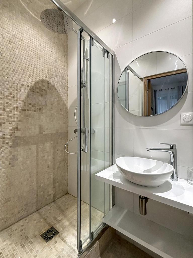 Nets Inn apartments - La Coulée Verte Room Type - One-Bedroom Standard Apartment Nets Inn apartments - La Coulée Verte Room Type - One-Bedroom Standard Apartment