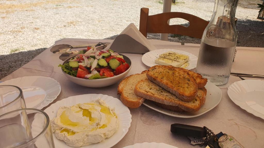 Hotel Taverna Prifti photo 2