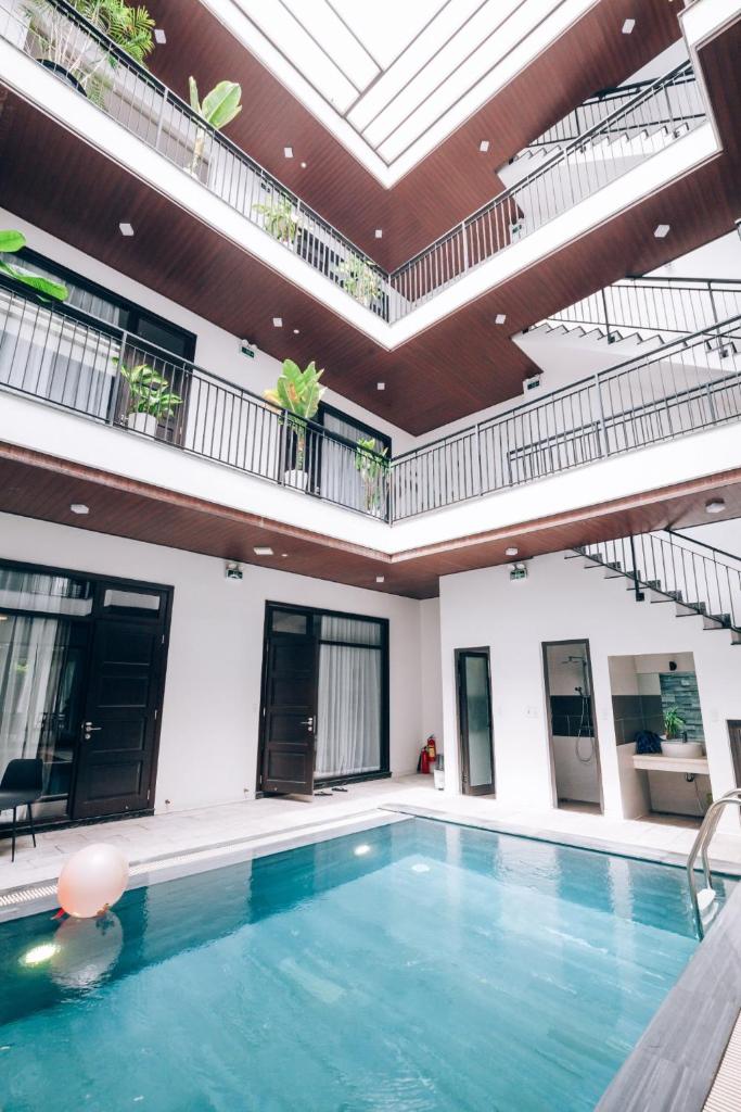 HINATA VILLA LUXURIOUS RETREAT IN DANANG 9 BEDROOMS