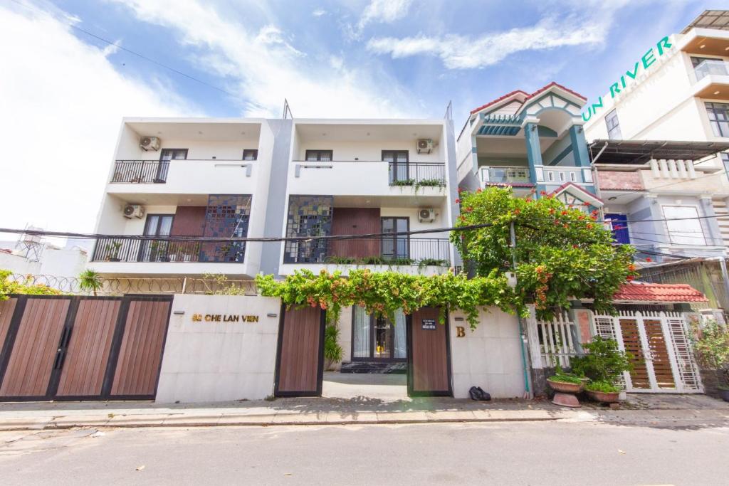 HINATA VILLA LUXURIOUS RETREAT IN DANANG 9 BEDROOMS