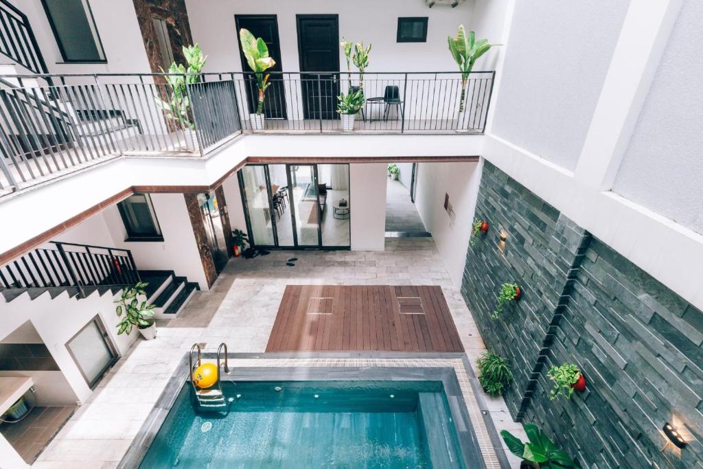 HINATA VILLA LUXURIOUS RETREAT IN DANANG 9 BEDROOMS