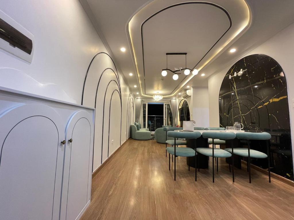 Very nice 3 bedroom apartment in Ha Long