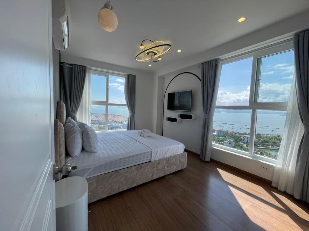 Very nice 3 bedroom apartment in Ha Long