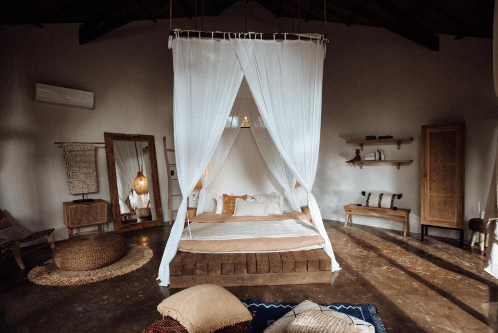 Bombora Siargao