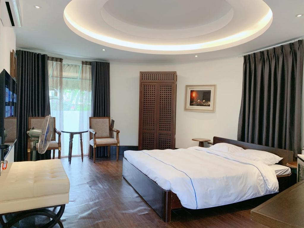 Paradise Soc Son Resort