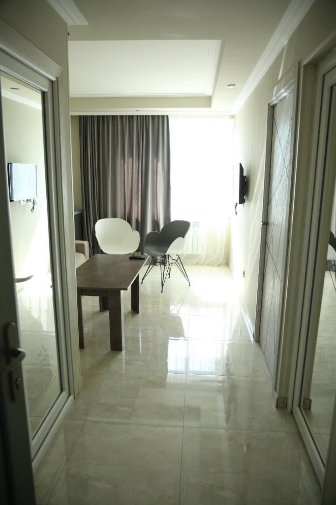Vell Grey Hotel photo 2