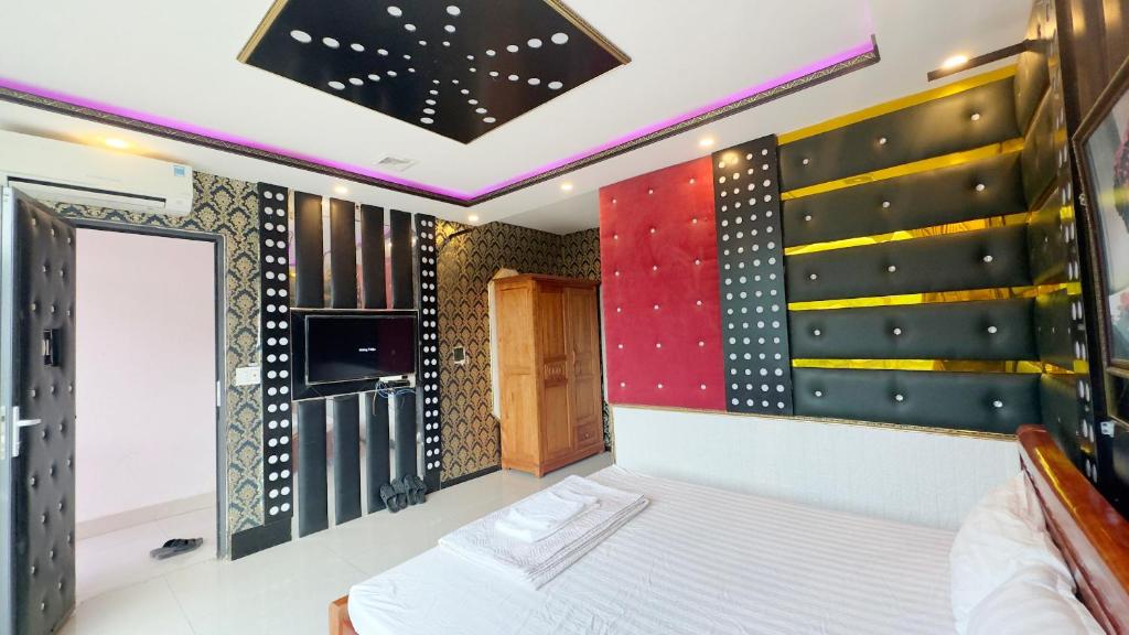 Khách sạn Quý Anh