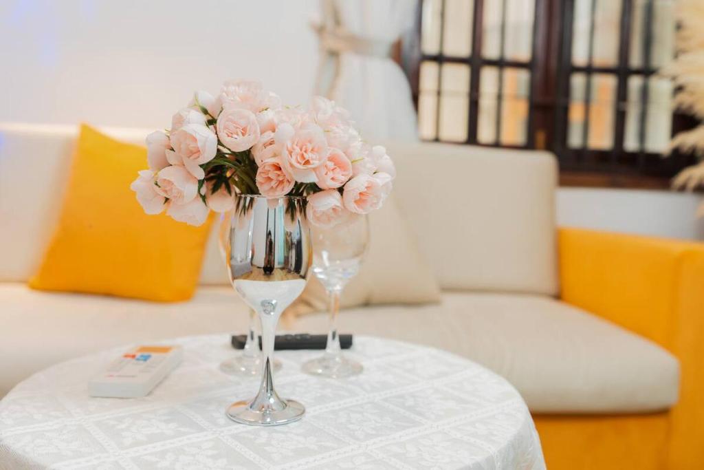 Airhome Westlake Xuan Dieu