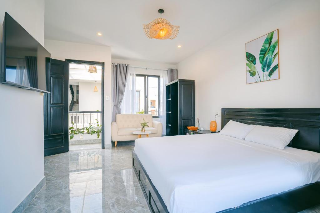 Beach Palm Villa Hoi An