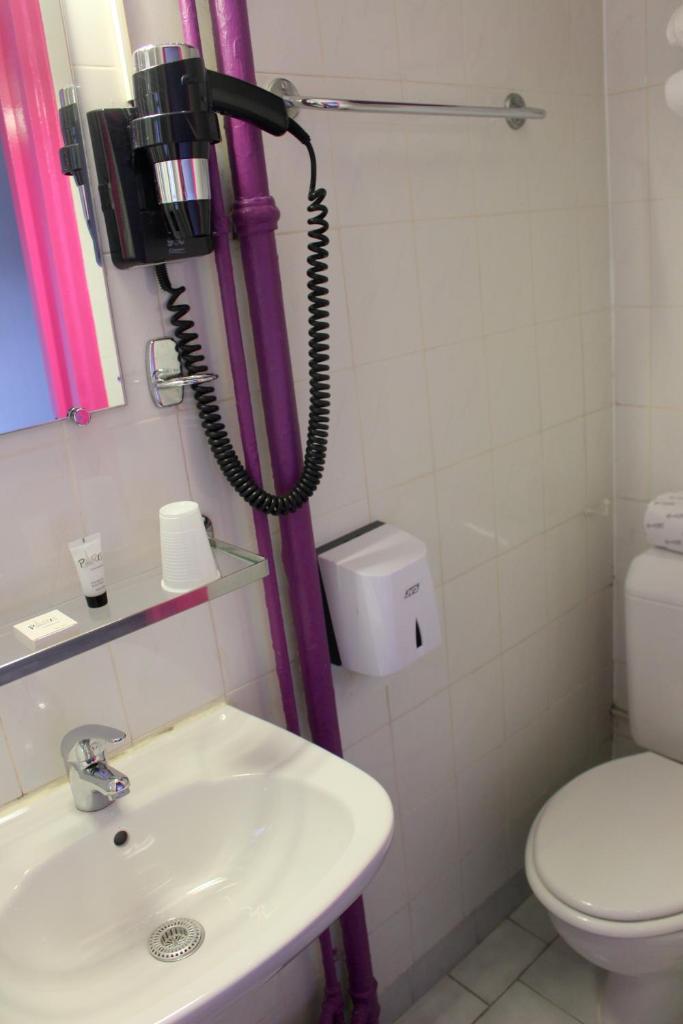Двухместный (Бюджетный двухместный номер с 1 кроватью), Arty Paris Hostel & Budget Hotel