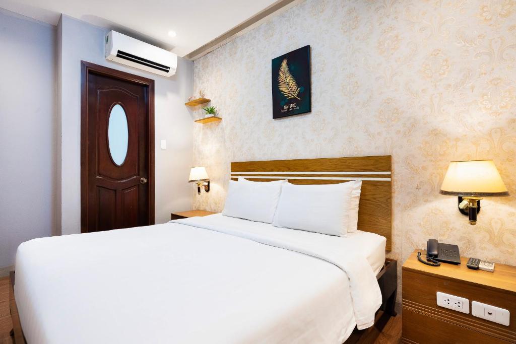 Lucky Star Hotel - Bui Vien Walking Street