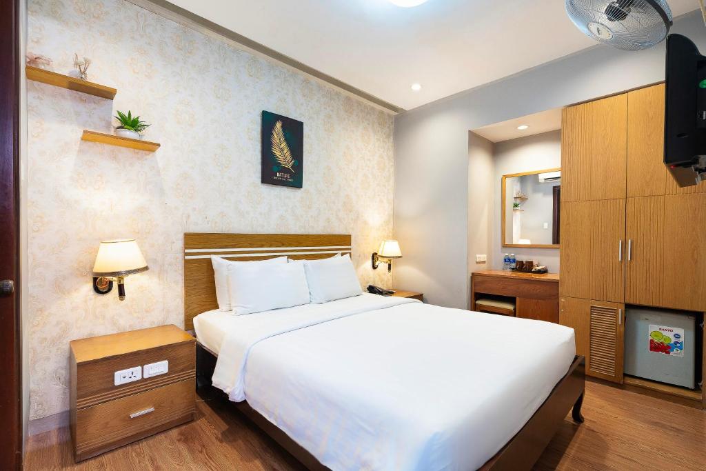 Lucky Star Hotel - Bui Vien Walking Street