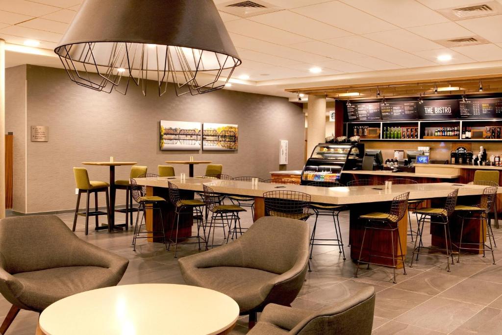 Courtyard by Marriott Yonkers Westchester County image