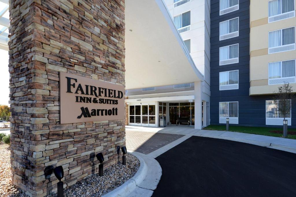 Fairfield Inn & Suites by Marriott Raleigh Capital Blvd./I-540 image