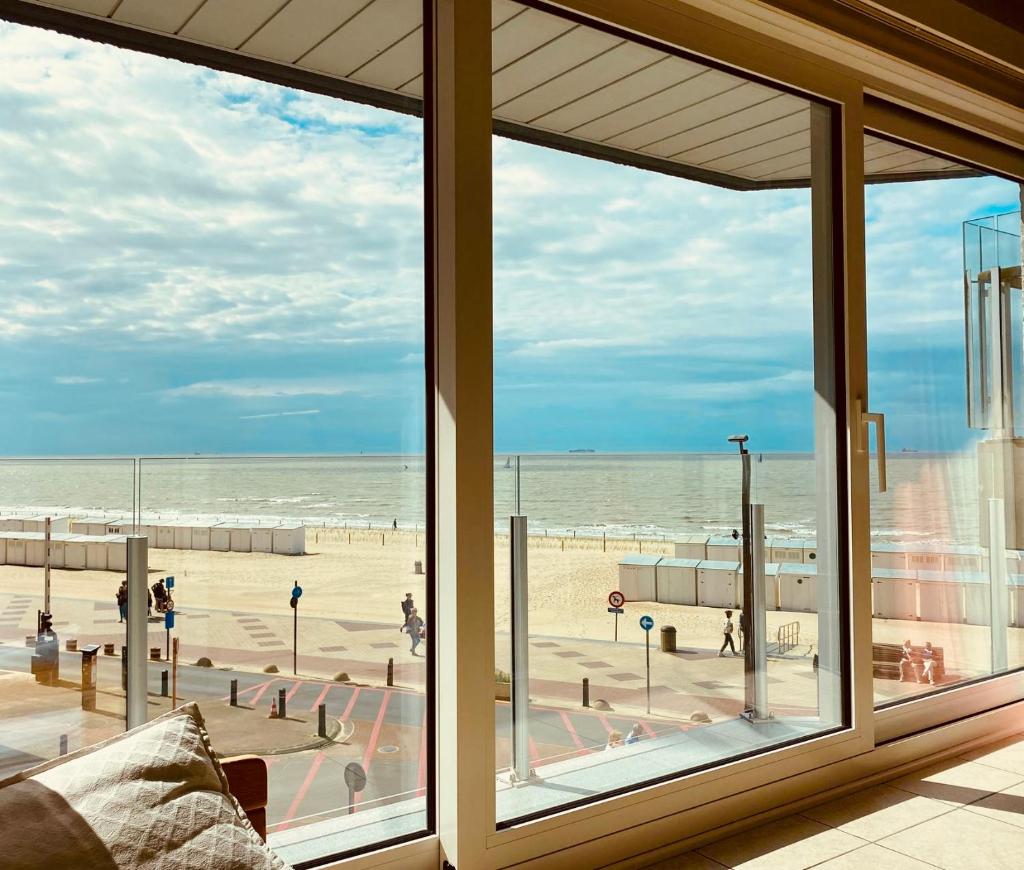 BEACHVIEW and PARKING photo 1