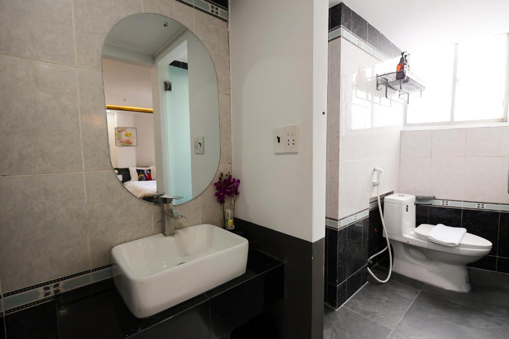 Ruby Star Hotel near Bui Vien Walking Street