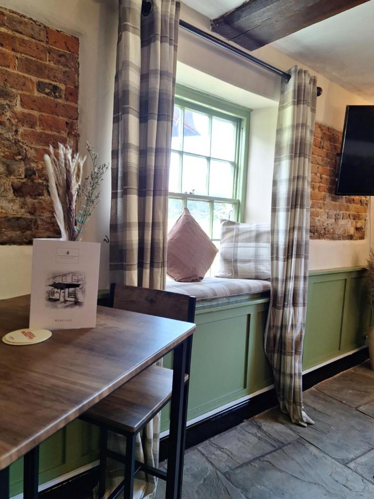 The George & Dragon Country Pub & Hotel - Tap to explore photos