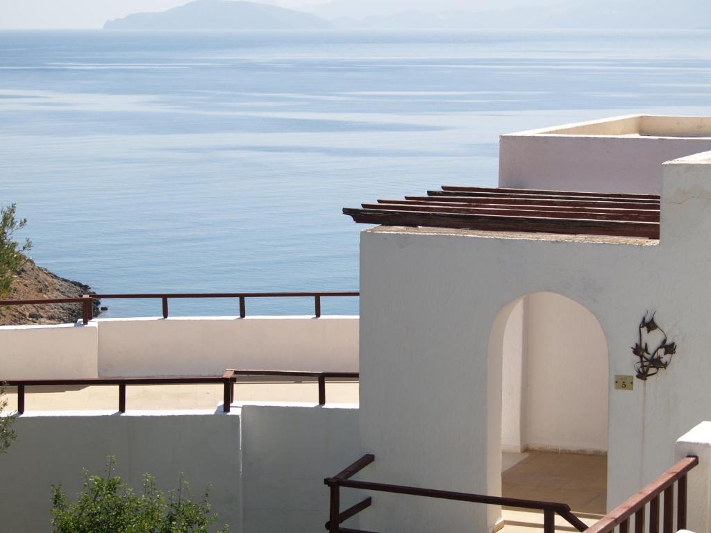 Апартаменты (Апартаменты с 1 спальней и видом на море (для 2-4 взрослых)), Cretan Village Hotel