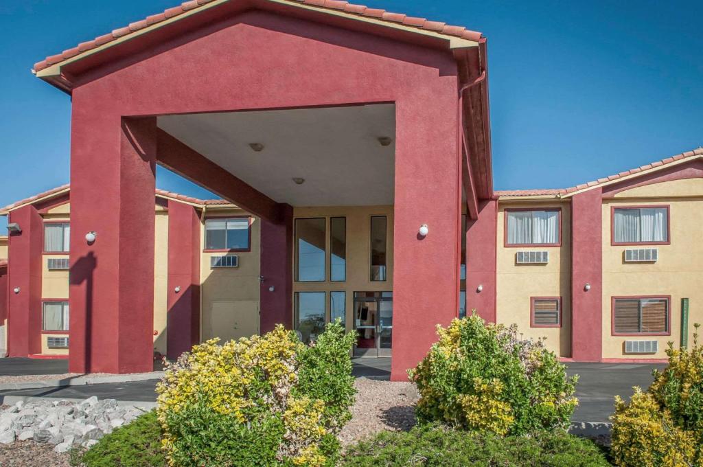 Quality Inn image