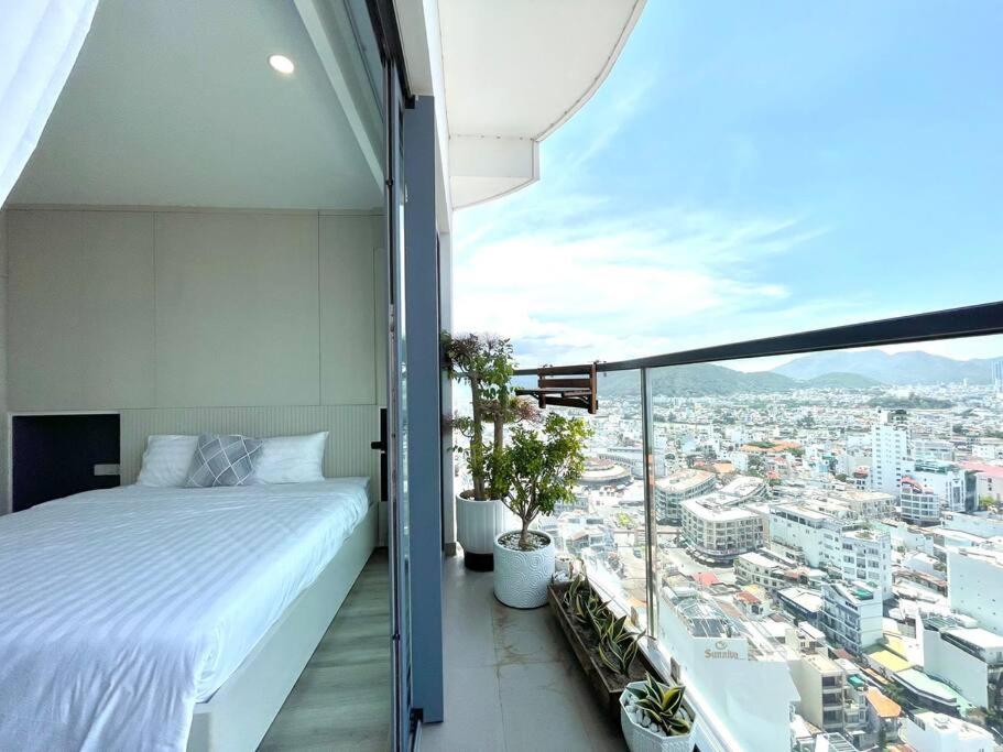 2101-2BR - Modern And Luxury Apt Ocean View Marina Suites