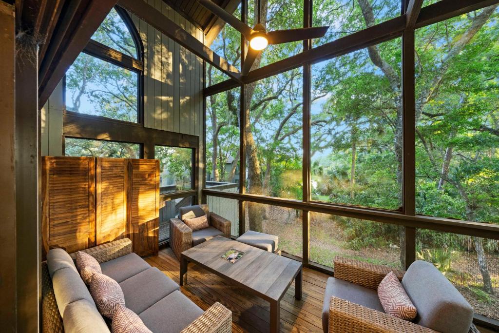 4552 Parkside Villa image