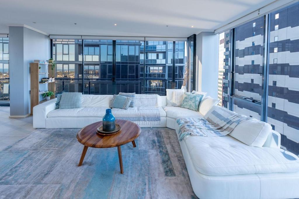 Perfect 4 Bedroom Penthouse close to Casino photo 1
