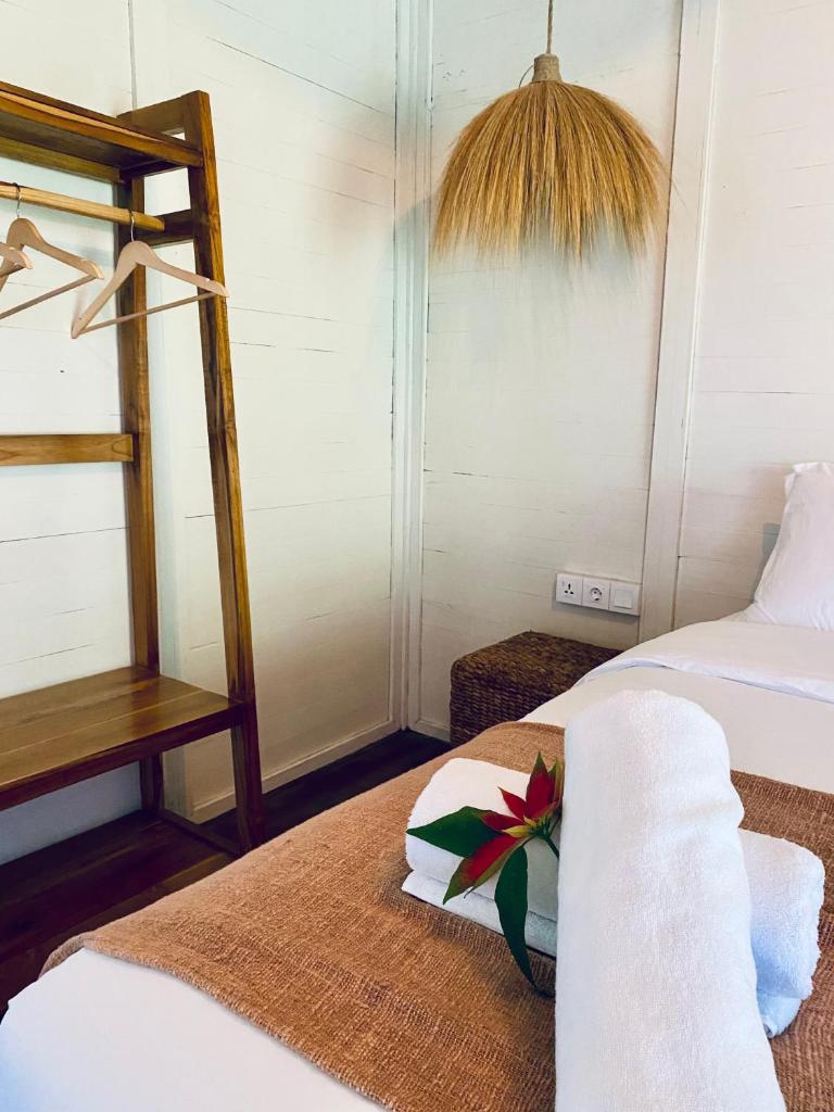 Lakeside retreat and Golf in Bedugul photo 4