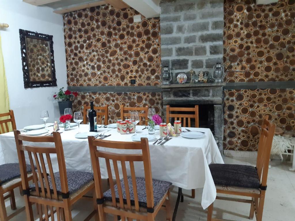 Bujtina Gjerbes photo 3