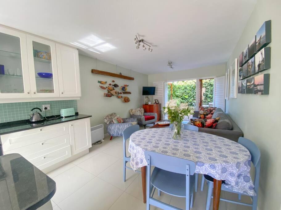 Kalk Bay-Stylish 2Bed with Private Deck & Seaviews - 10 SJT - Tap to explore photos