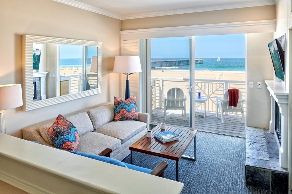 Beach House Hotel at Hermosa Beach image