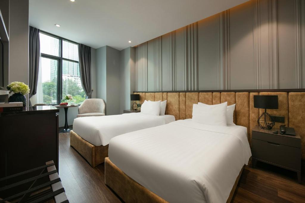 Ping Hanoi Hotel - Tap to explore photos