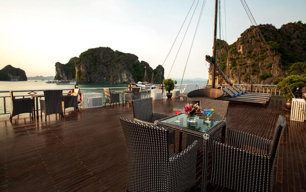 Garden Bay Classic cruise