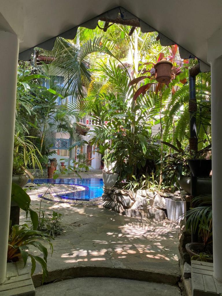 Villa Olde Ceylon - Tap to explore photos