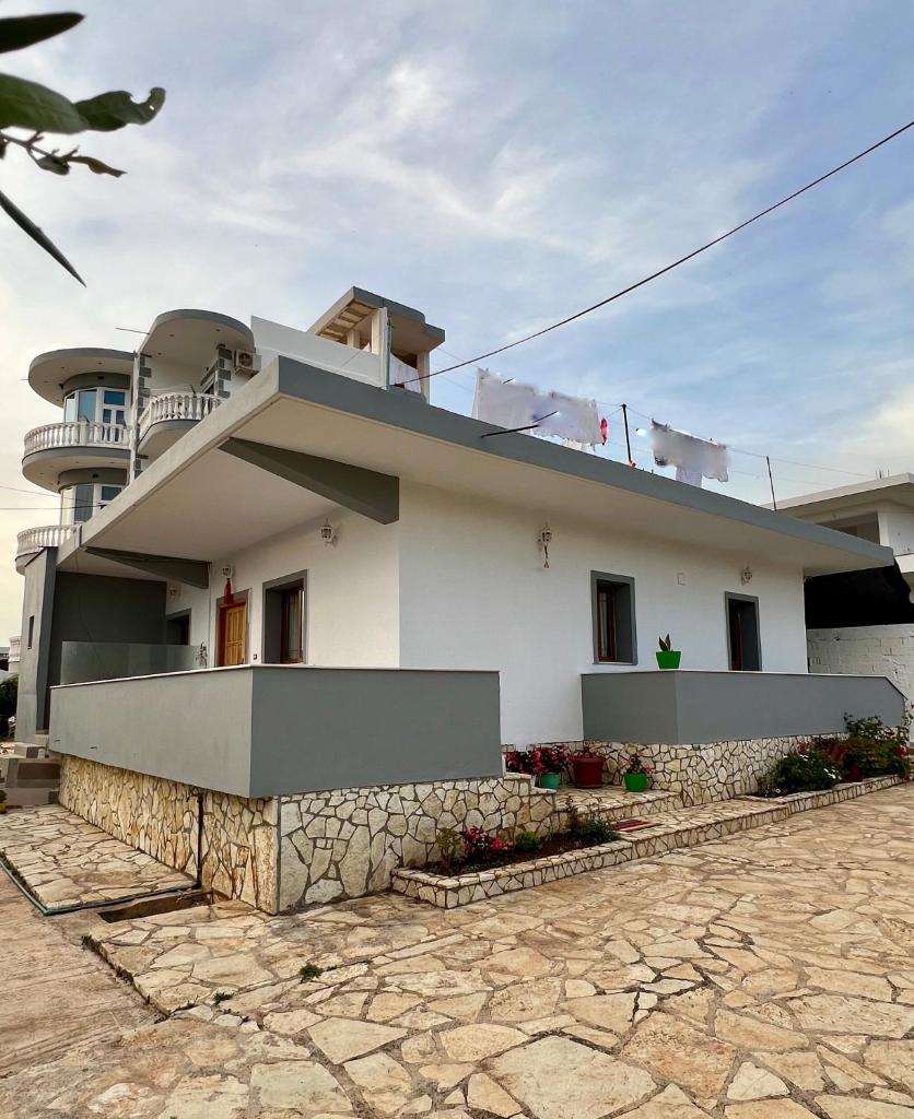 Guesthouse Edison Ksamil