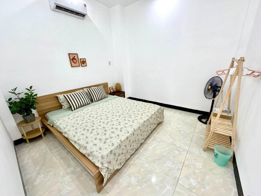 Nhà Nguyên Căn gần biển, trung tâm, 4 giường lớn