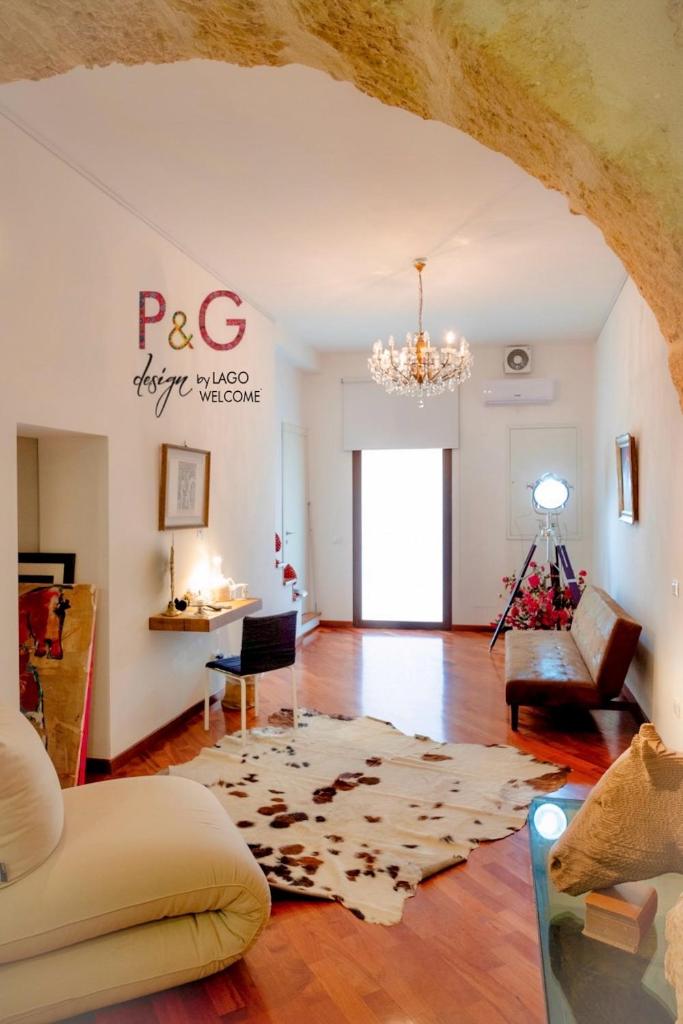 P&G Design - Tap to explore photos