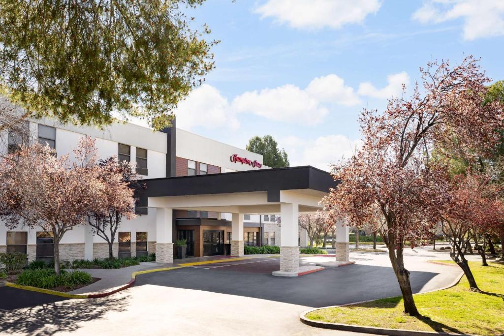 Hampton Inn Sacramento/Rancho Cordova image