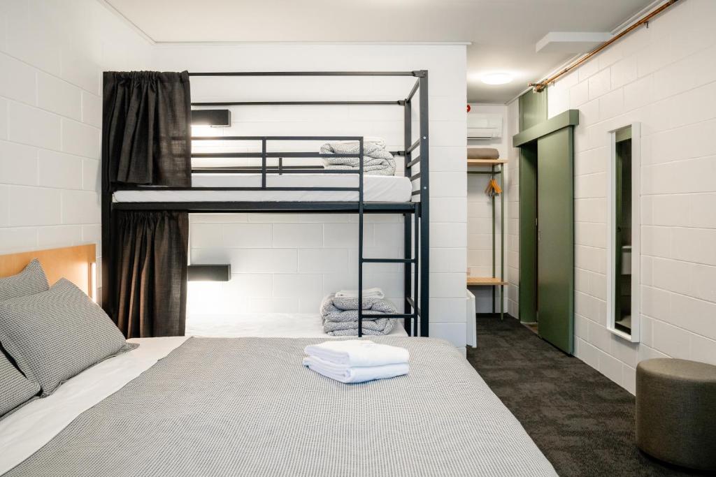YHA Thredbo - Tap to explore photos