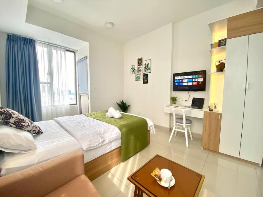 Rivergate - High floor Studio Free Pool, eSIM for booking over 5 nights