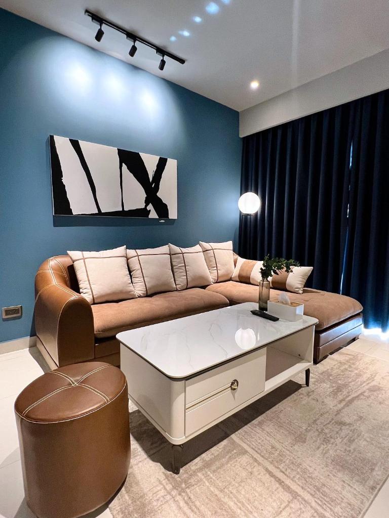 BLUE HARBOUR - SAIGON ROYAL Fully - furnished Apt in Dist 4, 2 Bedrooms