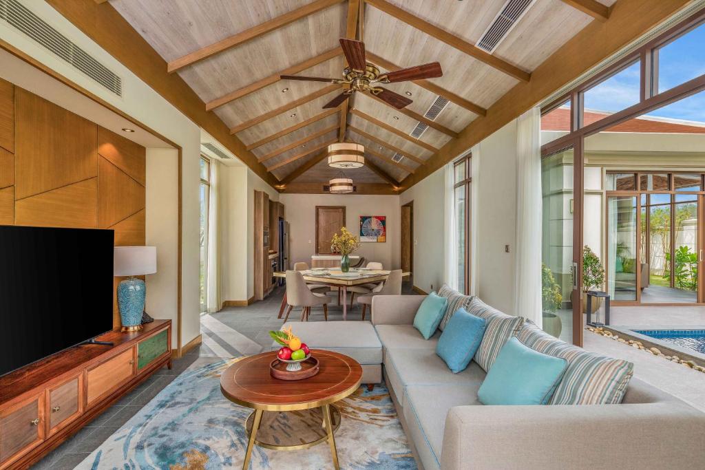 Fusion Resort and Villas Da Nang