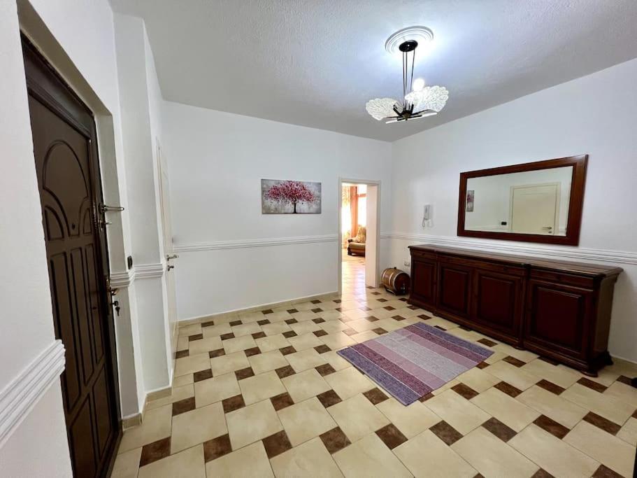 Top Location Apartment in Durres photo 1
