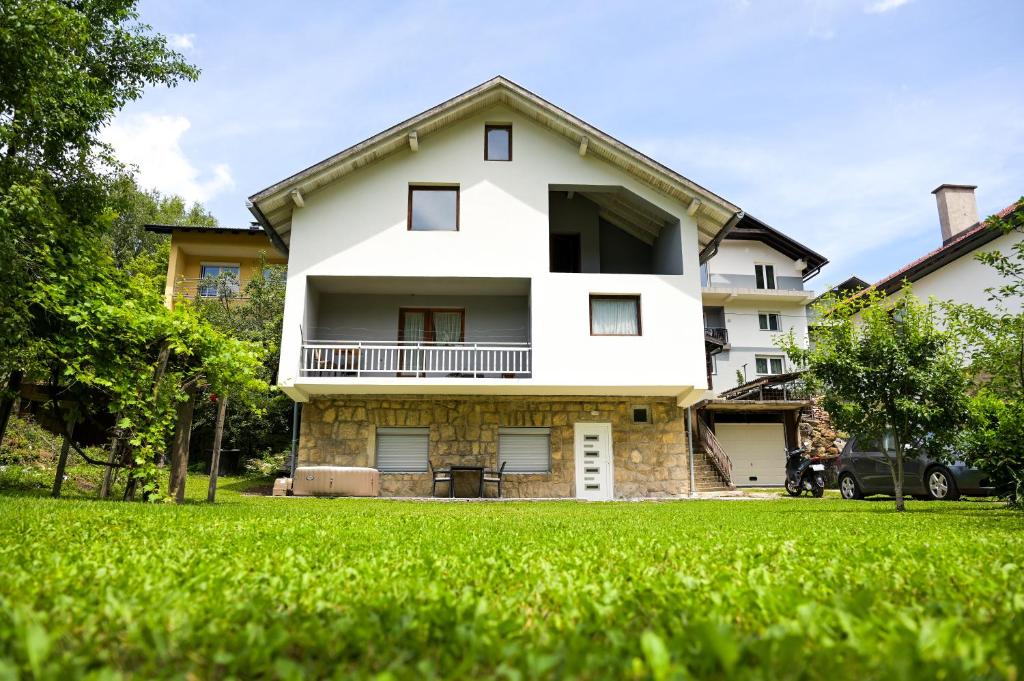 Apartman Kiko photo 2