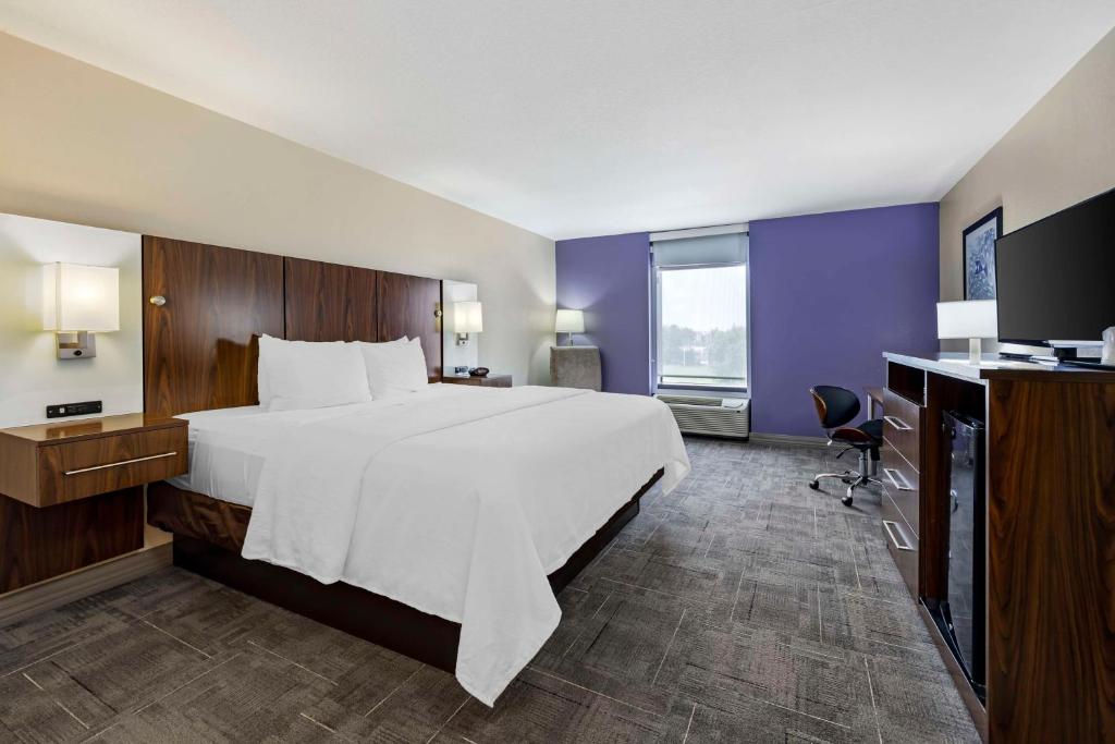 Best Western Plus Gen X Inn image